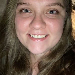 Meet your Posher, Lela